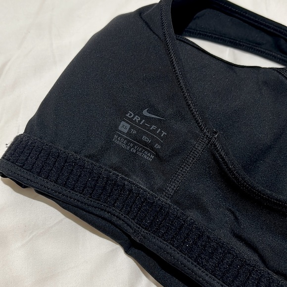 Nike Dri-Fit Sports Bra XS - Picture 5 of 6